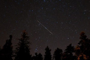 How to Photograph the Orionid Meteor Shower